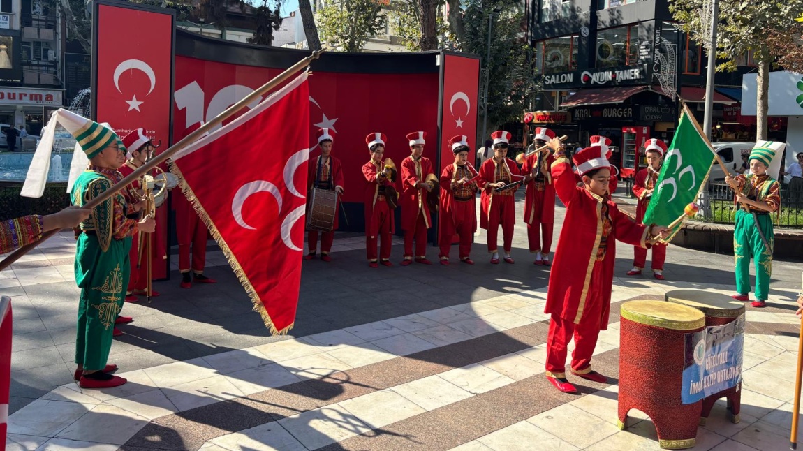 GAZİLER GÜNÜNE ÖZEL OKULUMUZ MEHTER GÖSTERİSİ DÜZENLEDİ